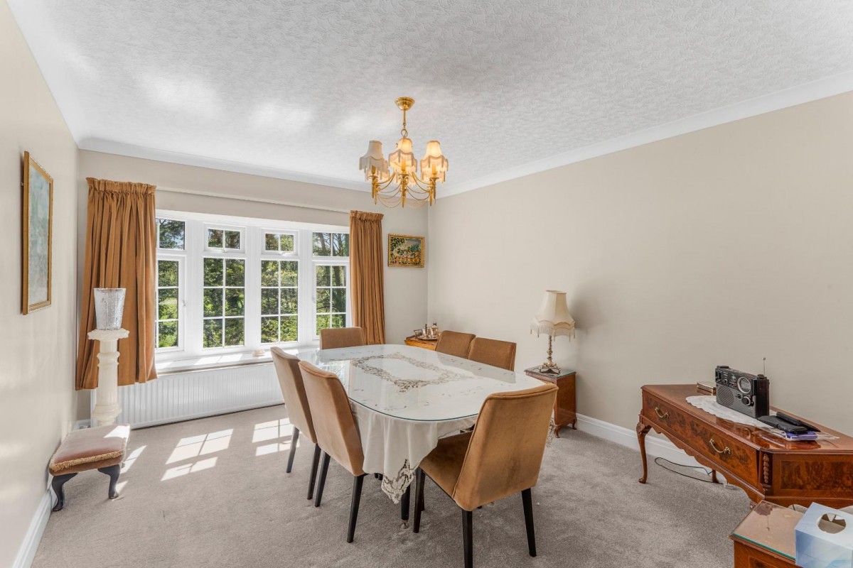 Sandmoor Green, Alwoodley, Leeds