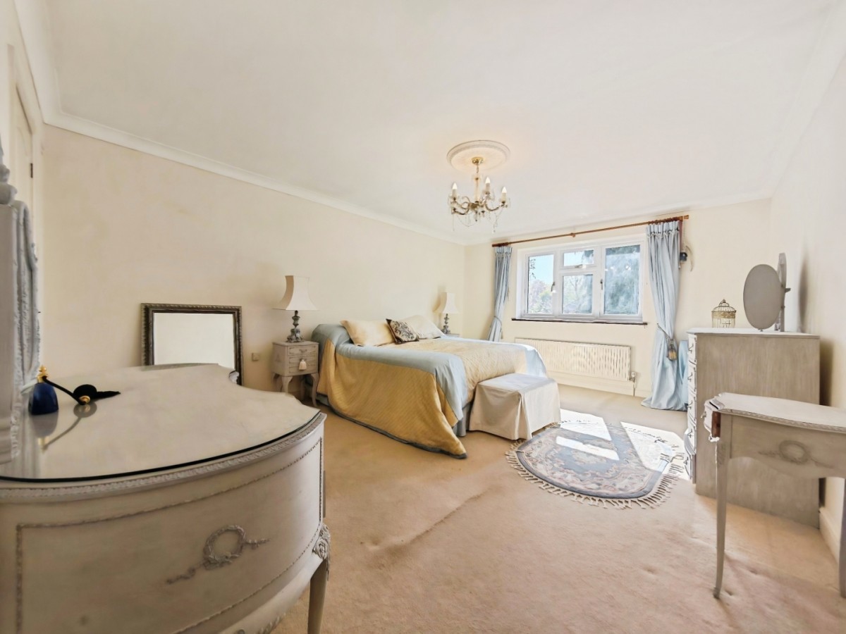 Johnson Drive, Finchampstead, Wokingham