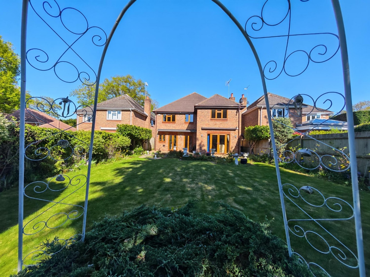 Johnson Drive, Finchampstead, Wokingham