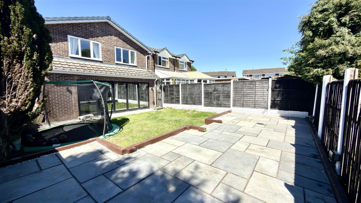 Grindsbrook, Wilnecote