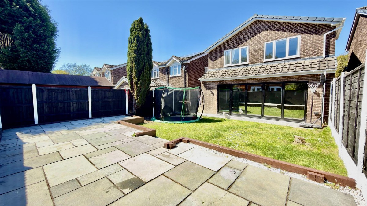 Grindsbrook, Wilnecote