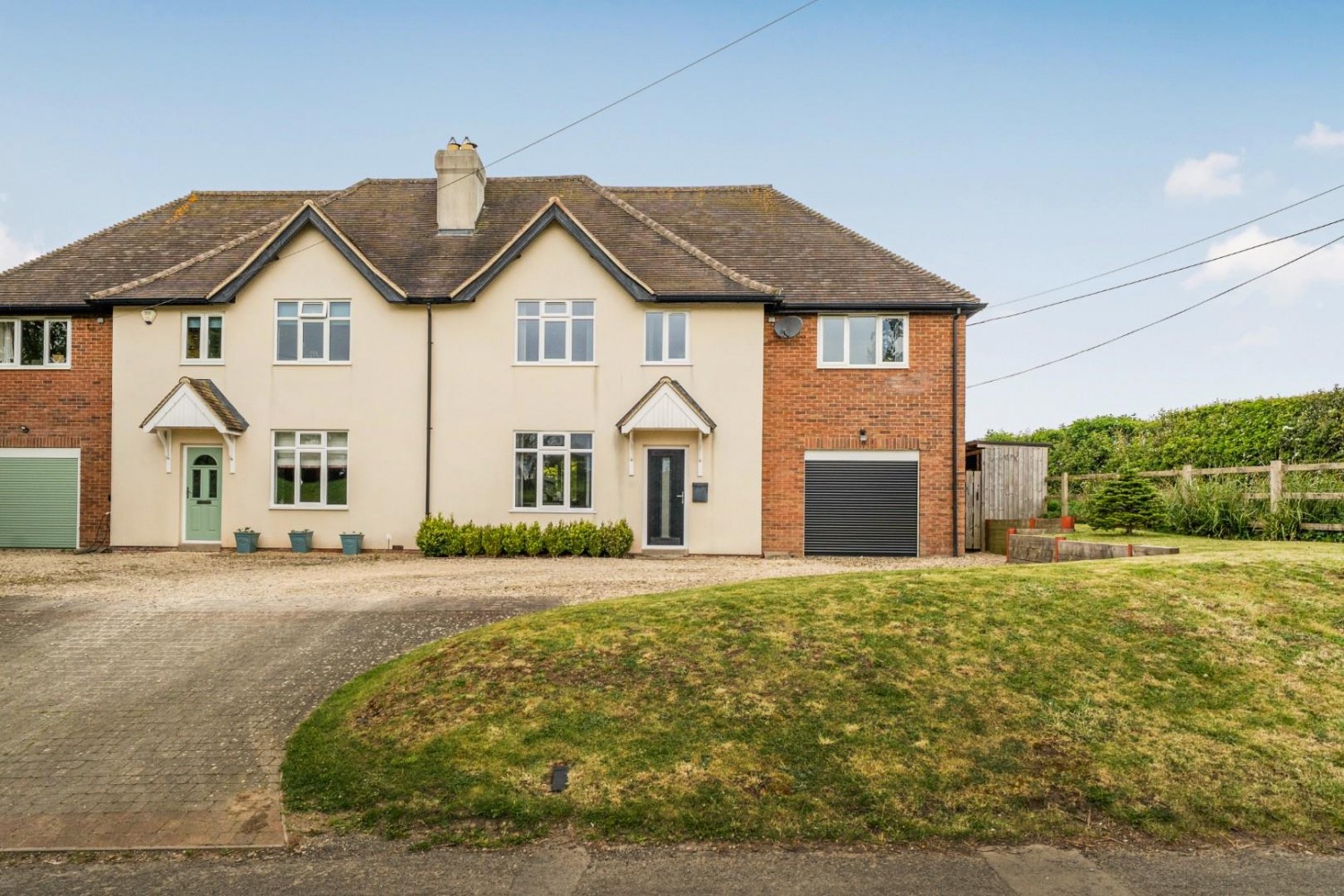 Drake Lane, Dursley, GL11 5HD