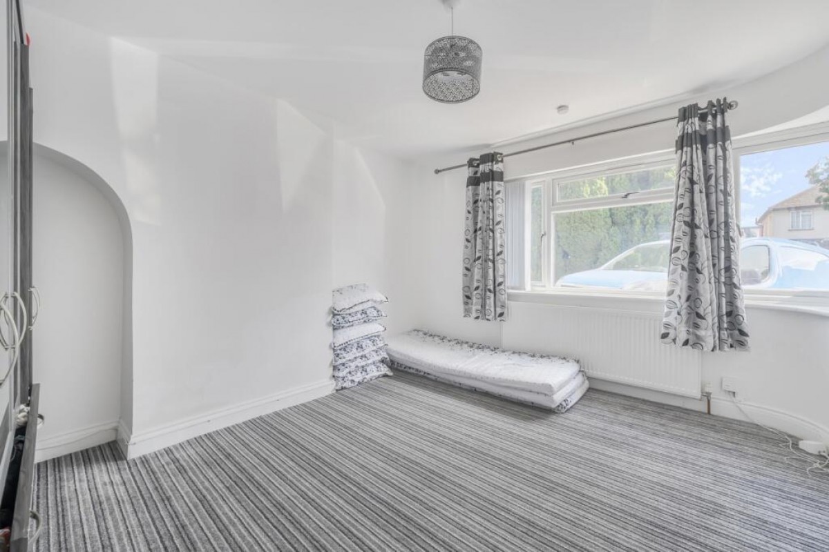 Shakespeare Avenue, Hayes, Middlesex, UB4 0BG