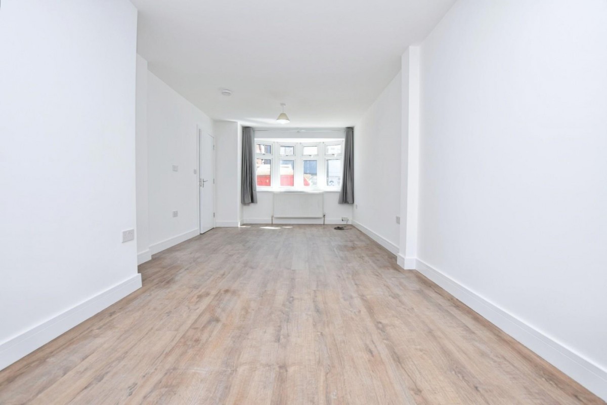 Burchett Way, Romford, RM6