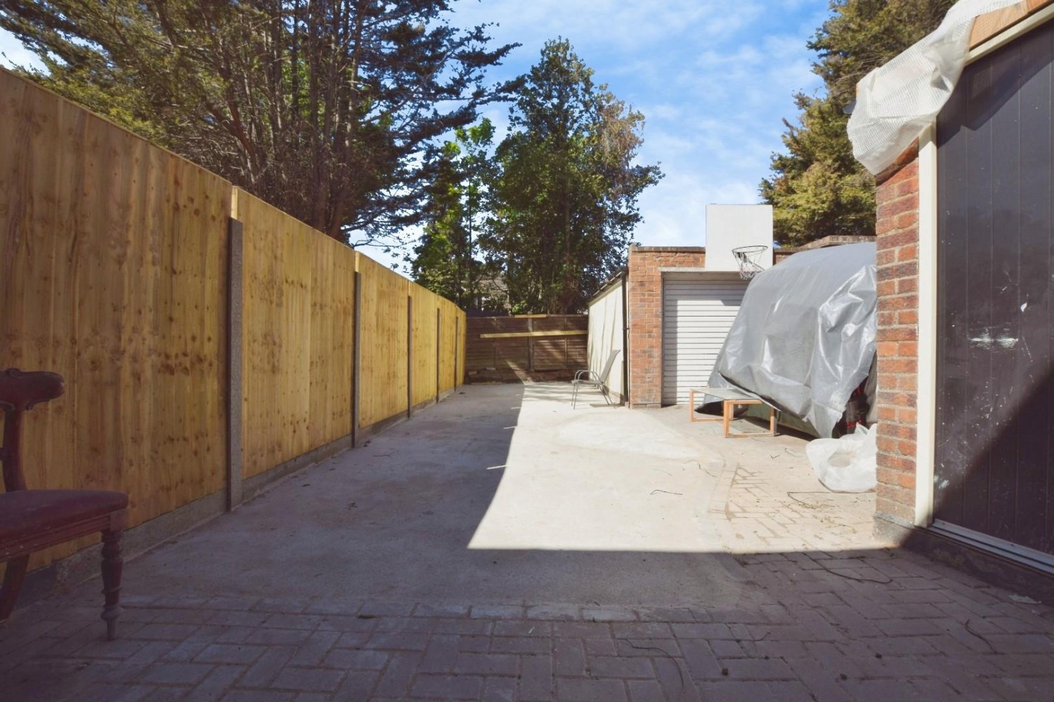 Burchett Way, Romford, RM6