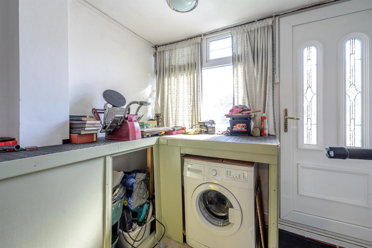 Hamilton Close, Stourbridge, DY8 5EU