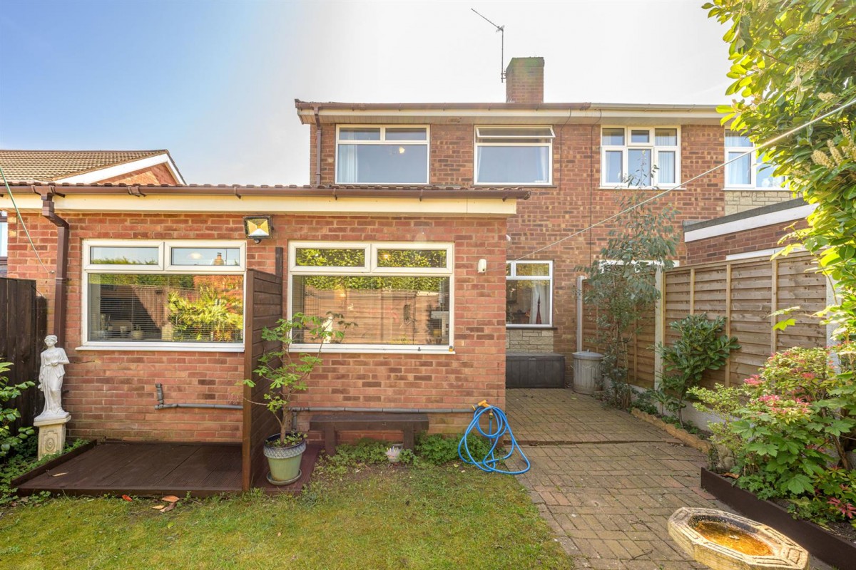 Hamilton Close, Stourbridge, DY8 5EU