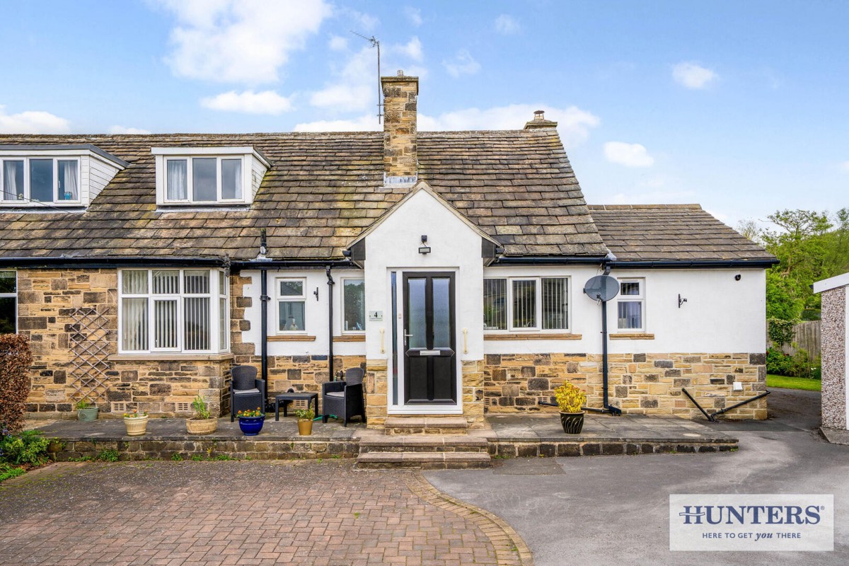 Layton Crescent, Rawdon, Leeds