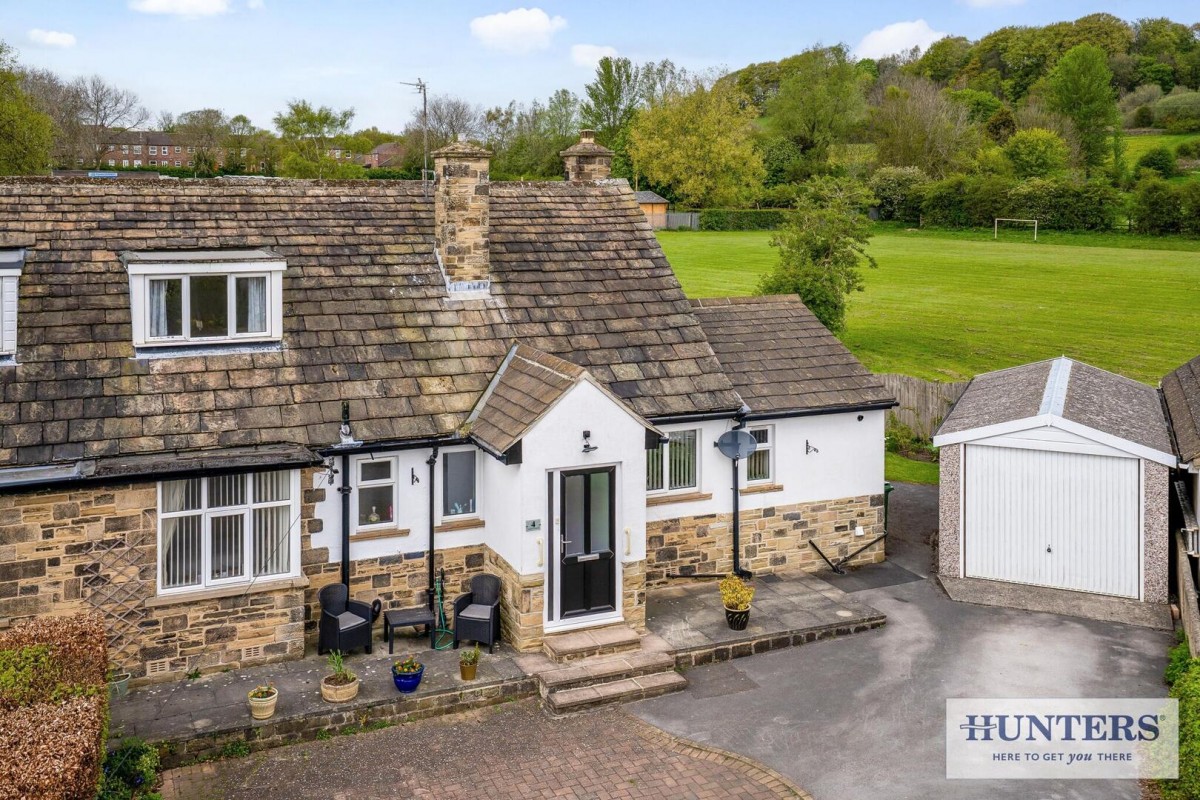 Layton Crescent, Rawdon, Leeds