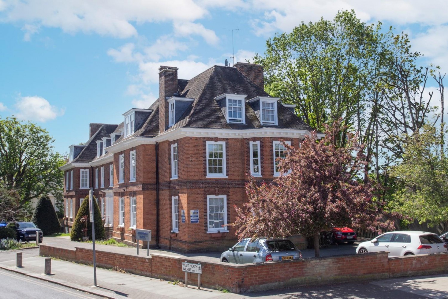 Annadale House, West Heath Avenue, London, NW11