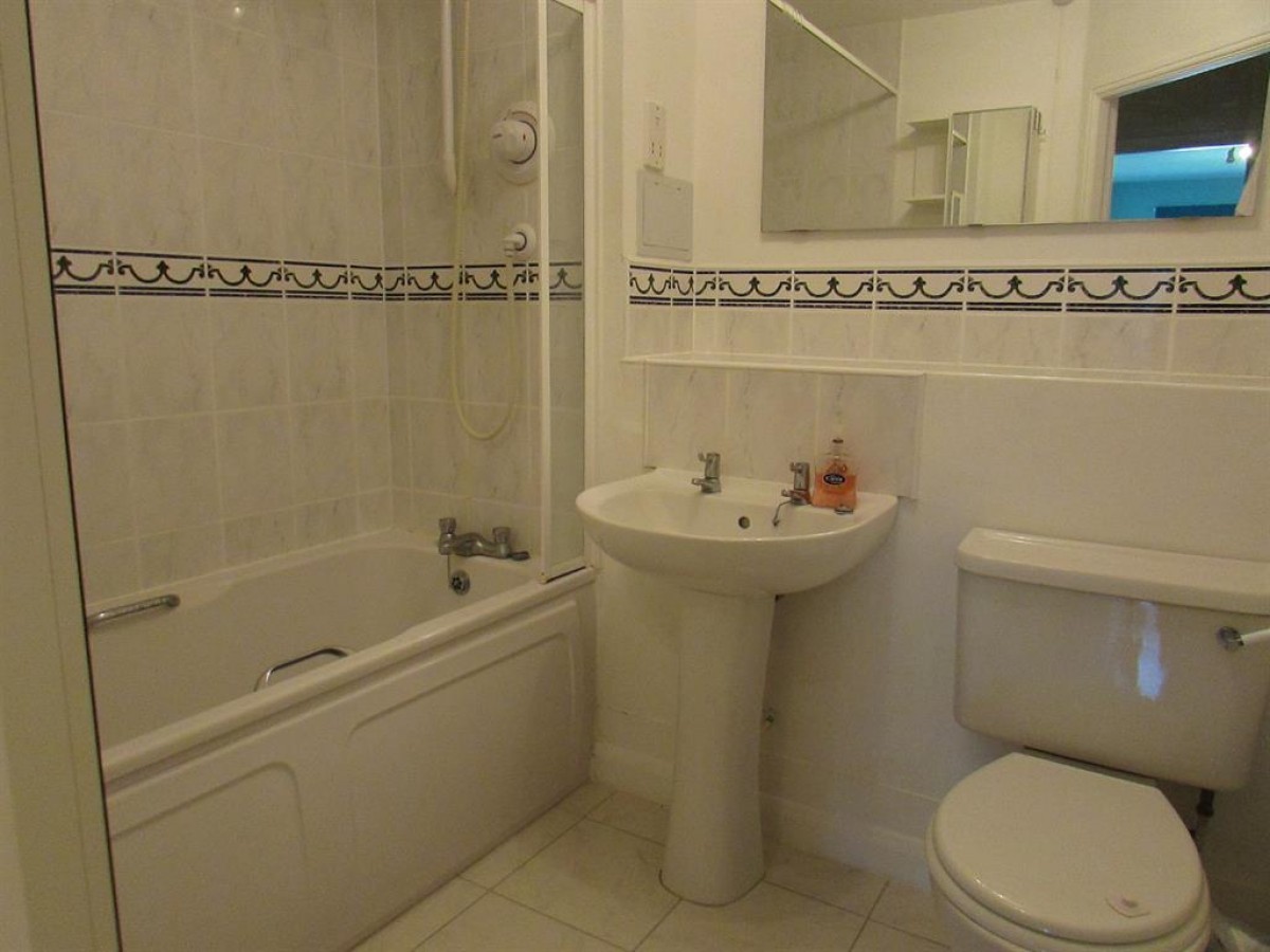 Chester Road, Sutton Coldfield, B73 5BS