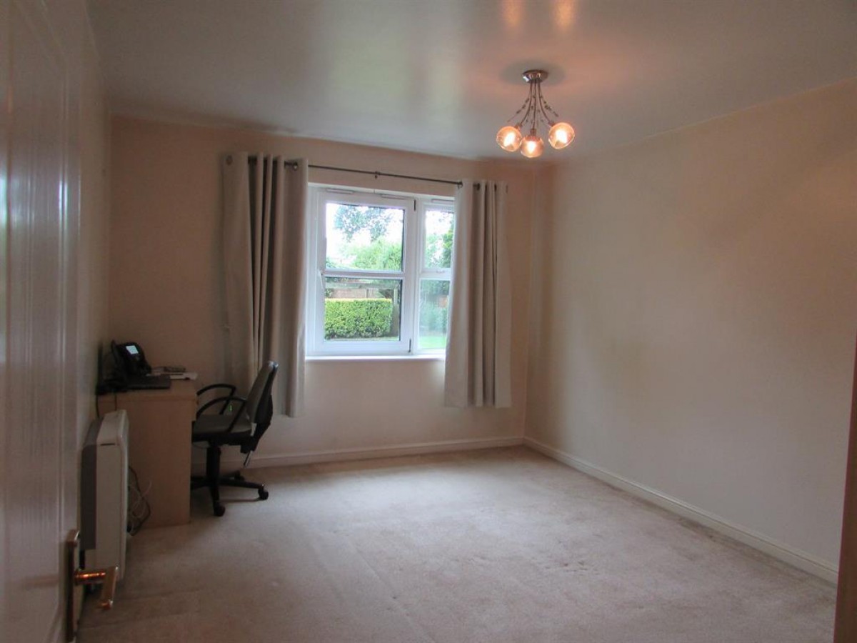 Chester Road, Sutton Coldfield, B73 5BS