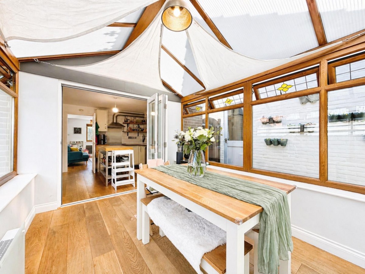 Almond Close, Orchard Heights