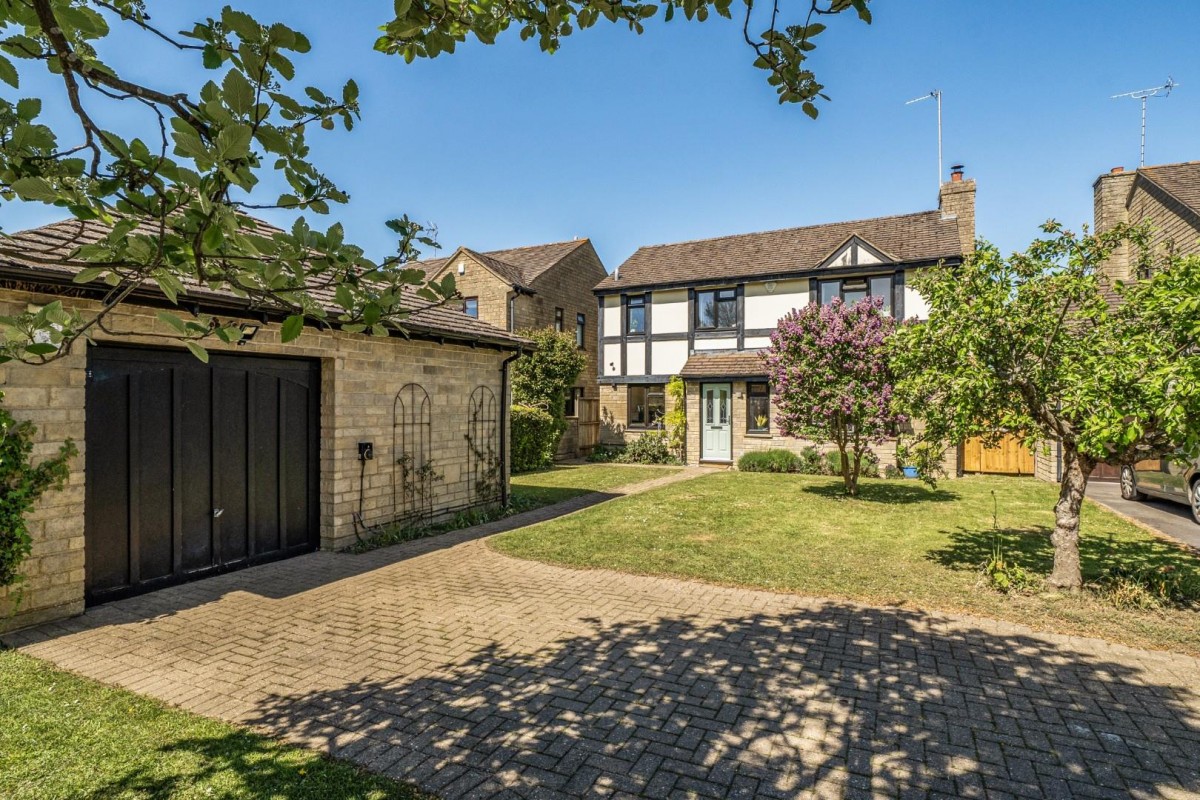 Linden Close, Prestbury, Cheltenham