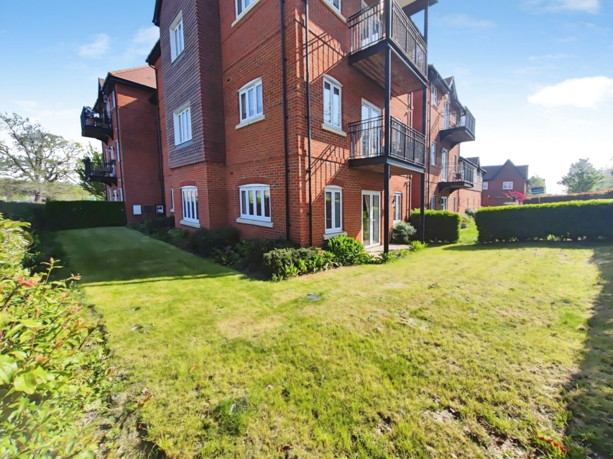 Hazylwood, Wokingham