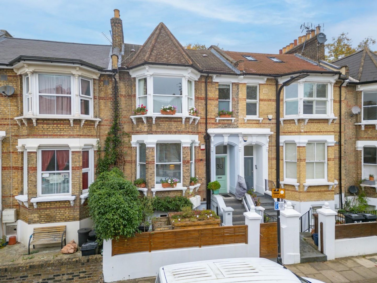 Ickburgh Road, London, E5