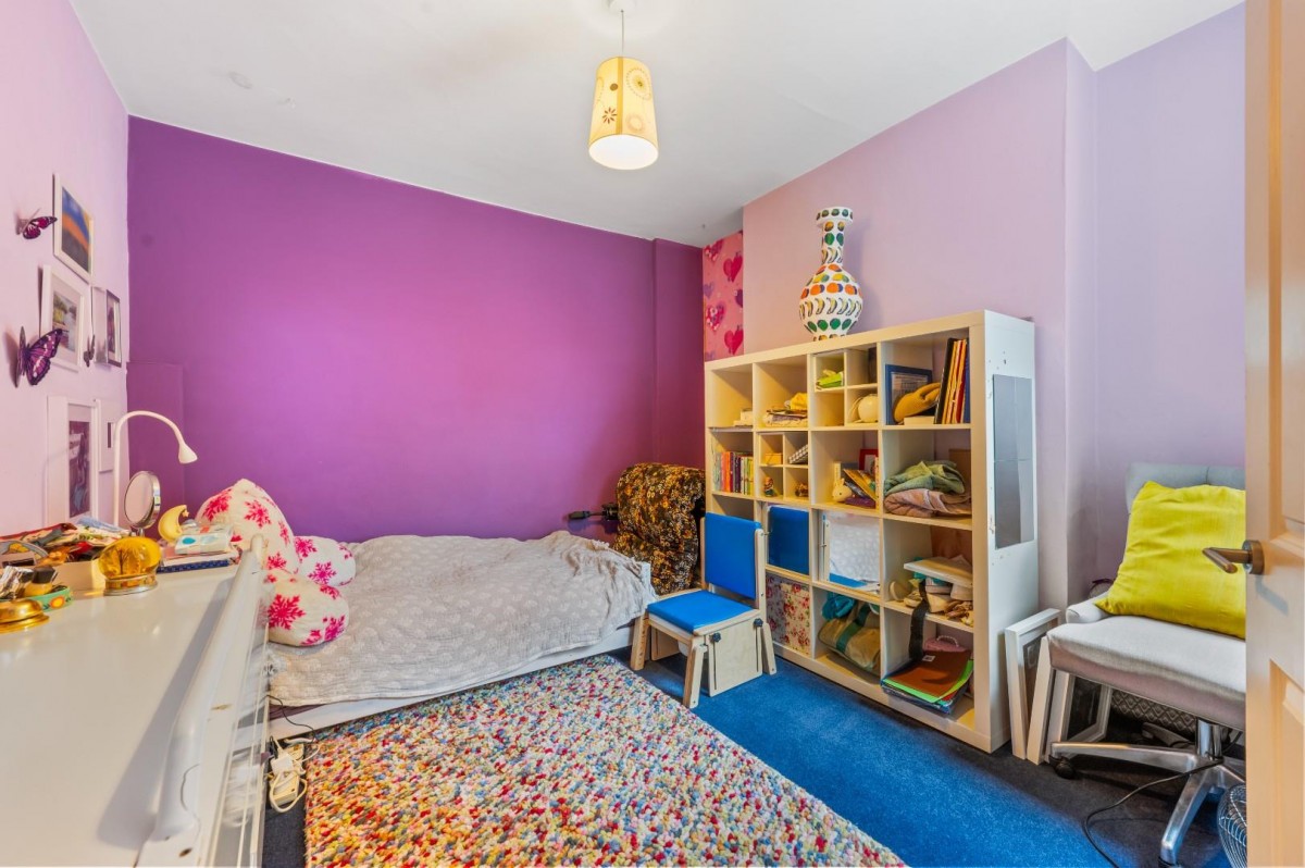 Ickburgh Road, London, E5