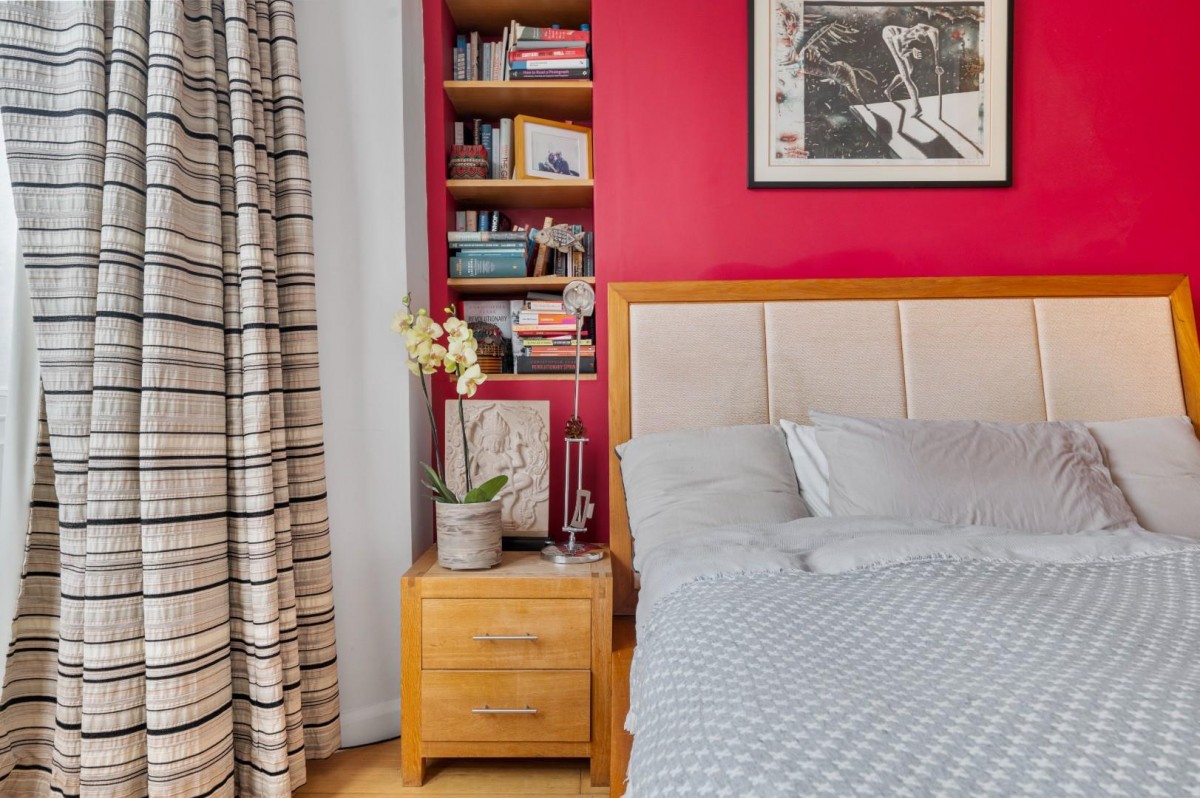 Ickburgh Road, London, E5
