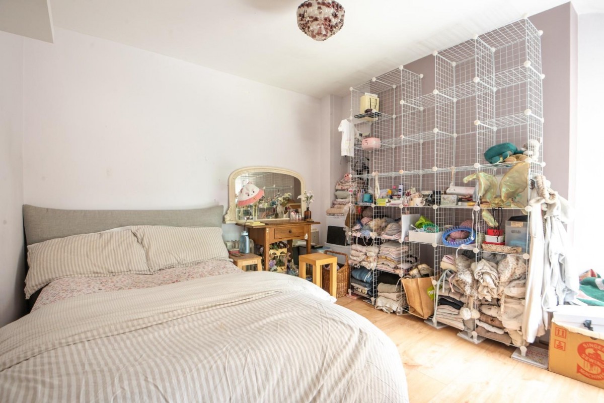 Ickburgh Road, London, E5