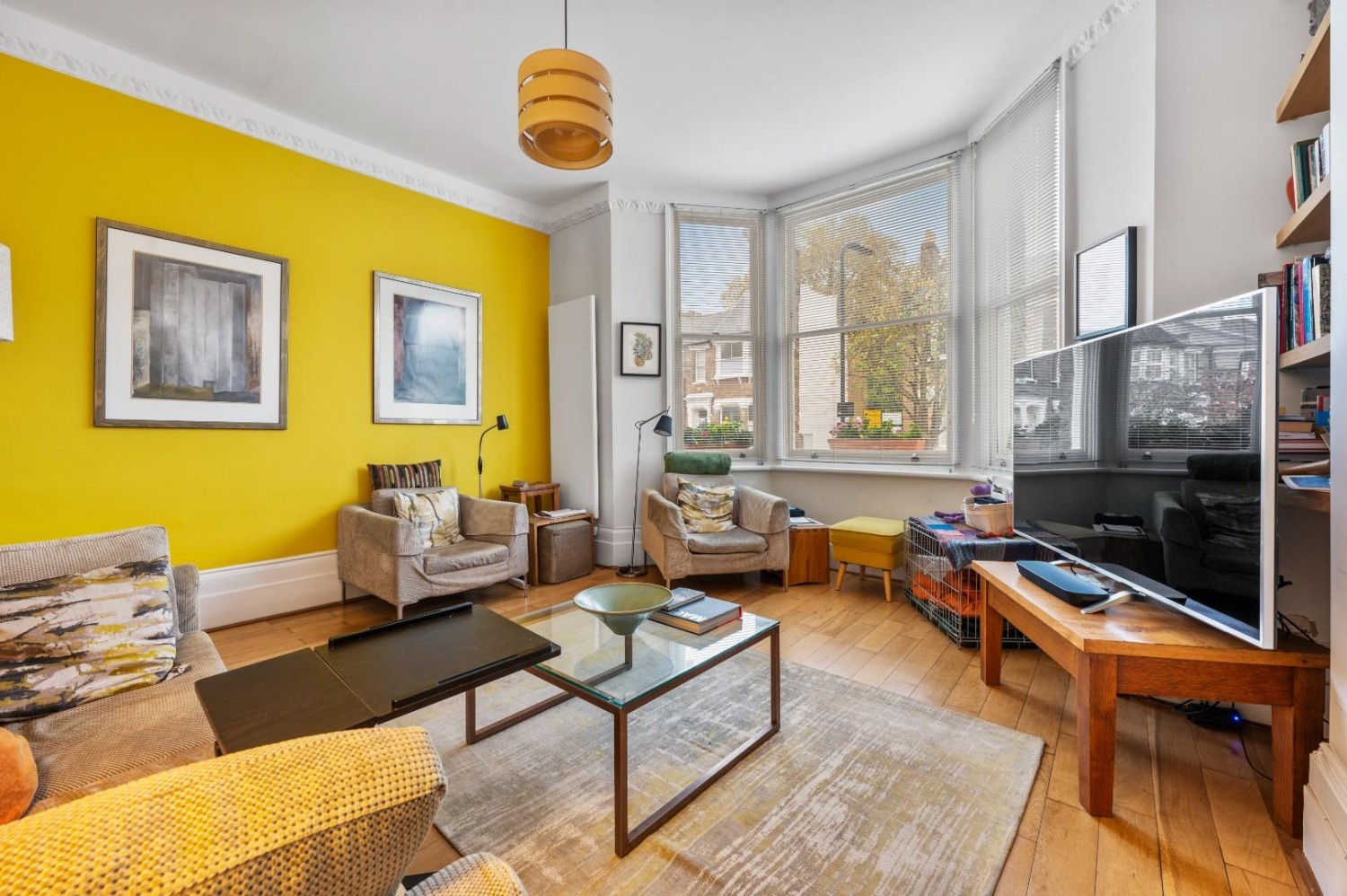 Ickburgh Road, London, E5