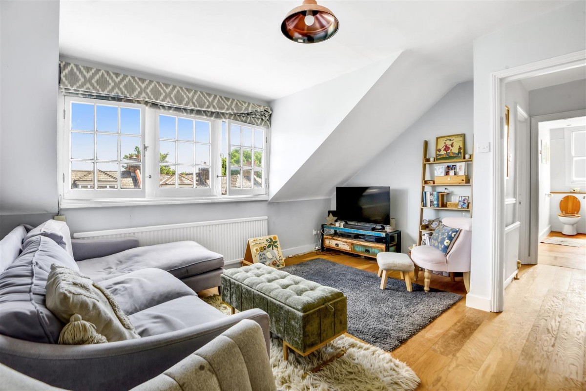 Cranwich Road, London, N16