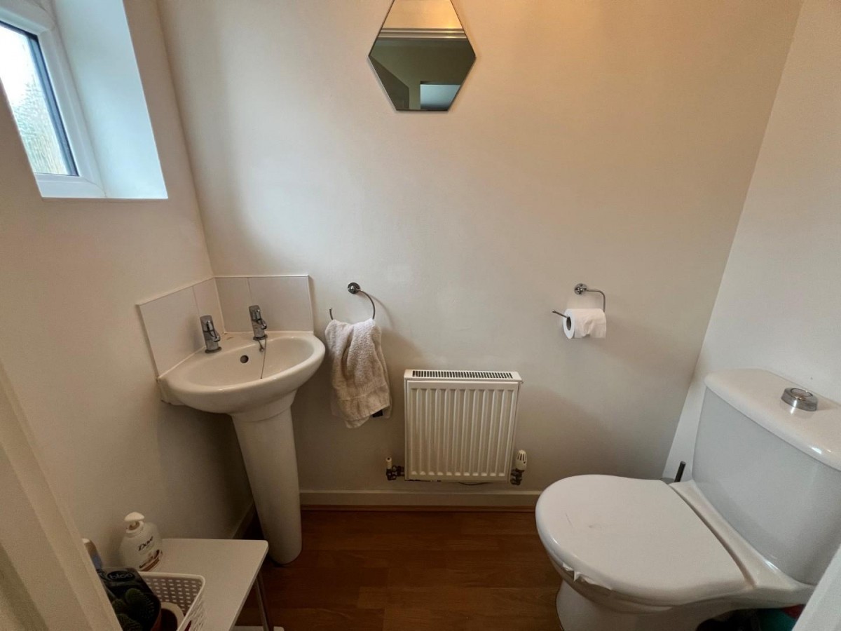 Clos Tyn Y Coed, Sarn, Bridgend