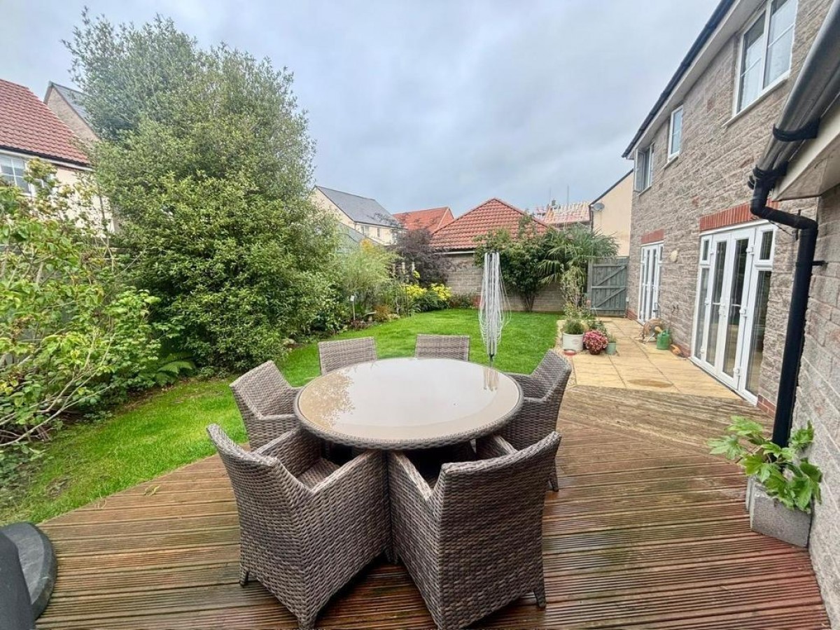 Hyacinth Close, Lyde Green, Bristol, BS16 7LN
