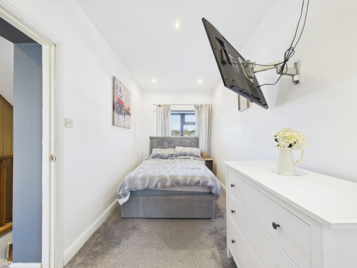 Brookfield Avenue, Shipley