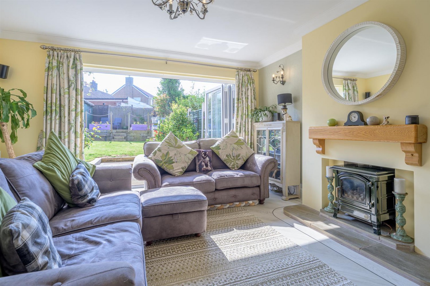 Portland Crescent, Pedmore, Stourbridge, DY9 0SE