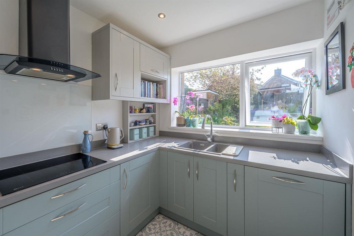 Portland Crescent, Pedmore, Stourbridge, DY9 0SE