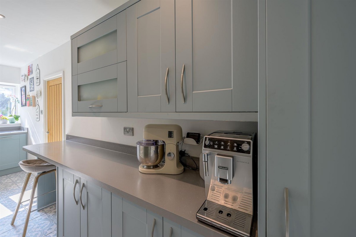 Portland Crescent, Pedmore, Stourbridge, DY9 0SE