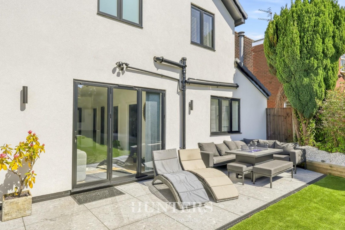 Mainway, Alkrington, Middleton M24