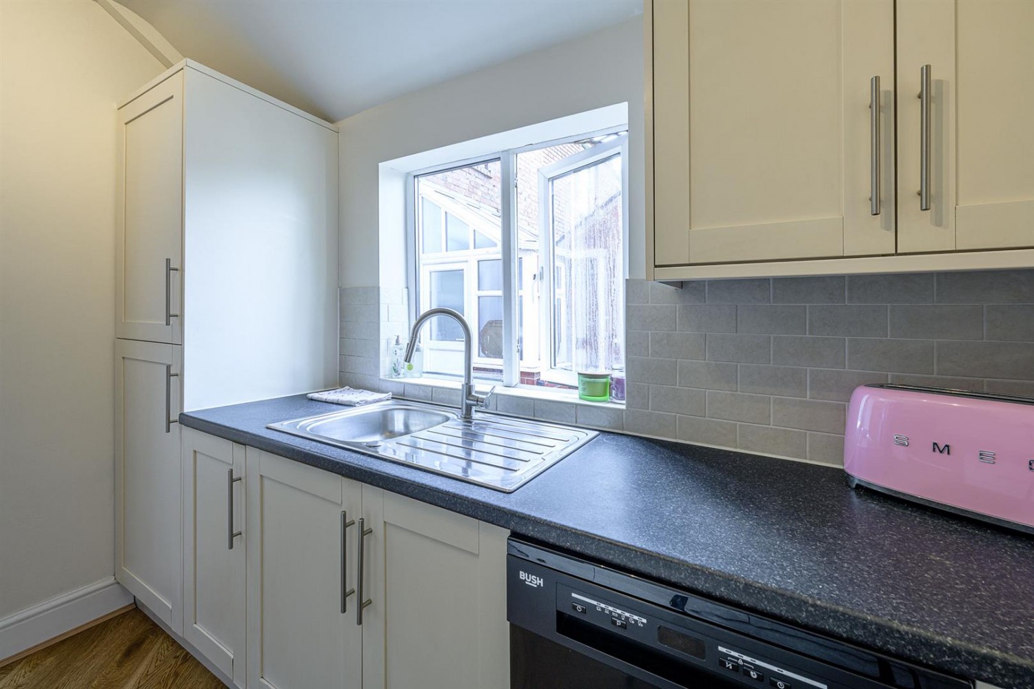 Short Street, Halesowen, B63 3UH