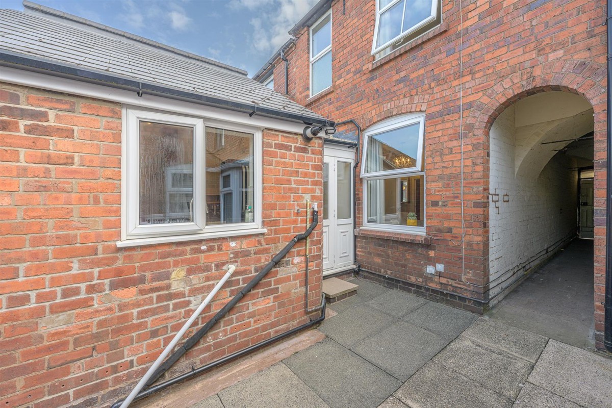 Short Street, Halesowen, B63 3UH