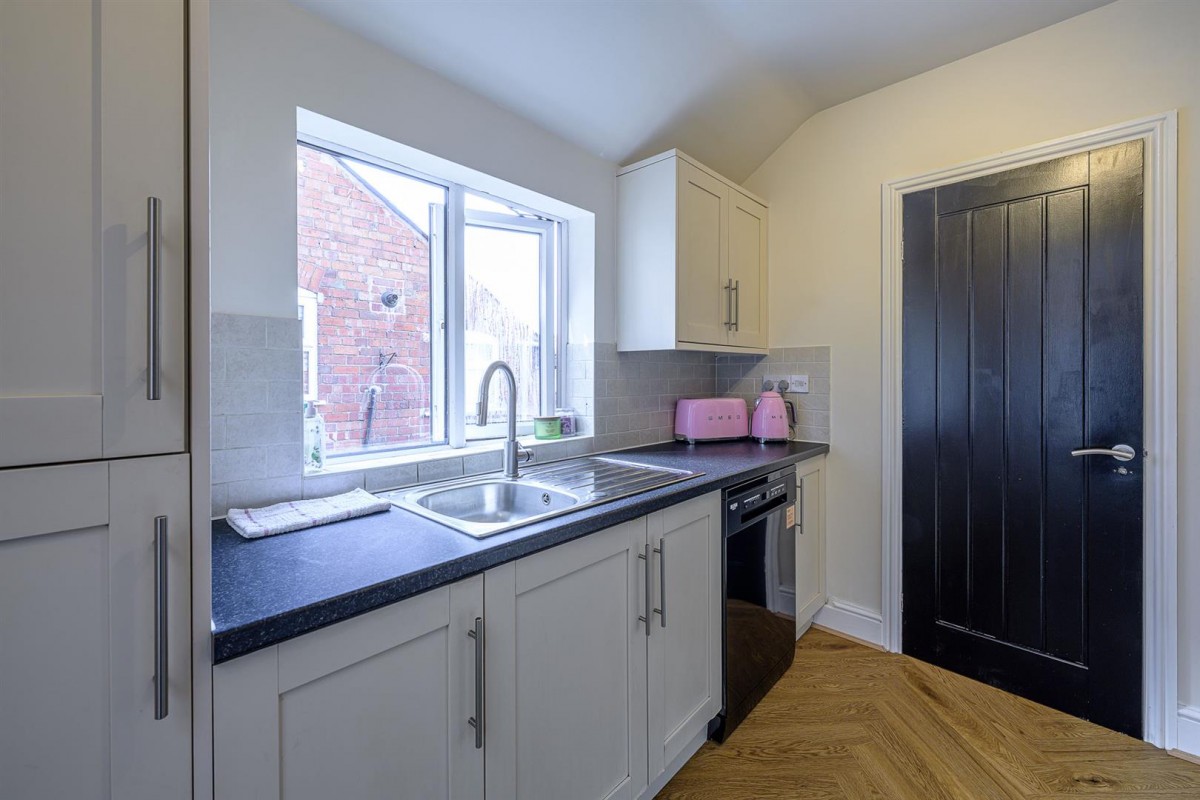 Short Street, Halesowen, B63 3UH