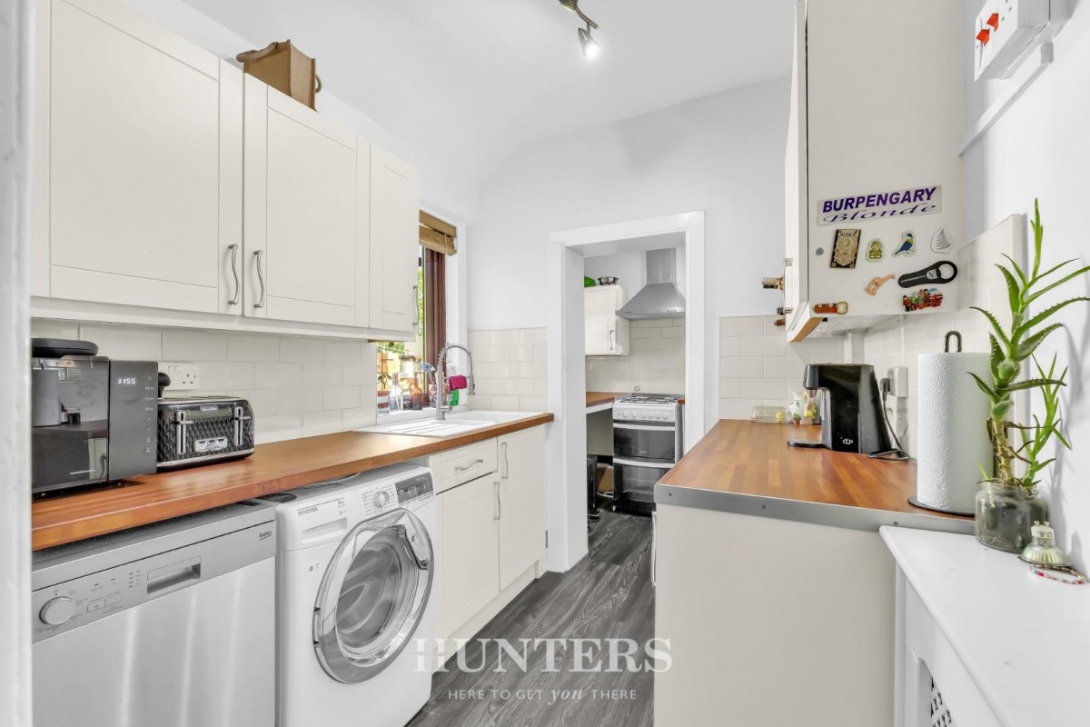 Ash Street, Middleton M24
