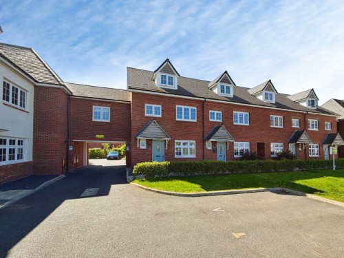 Collier Court, Little Sutton