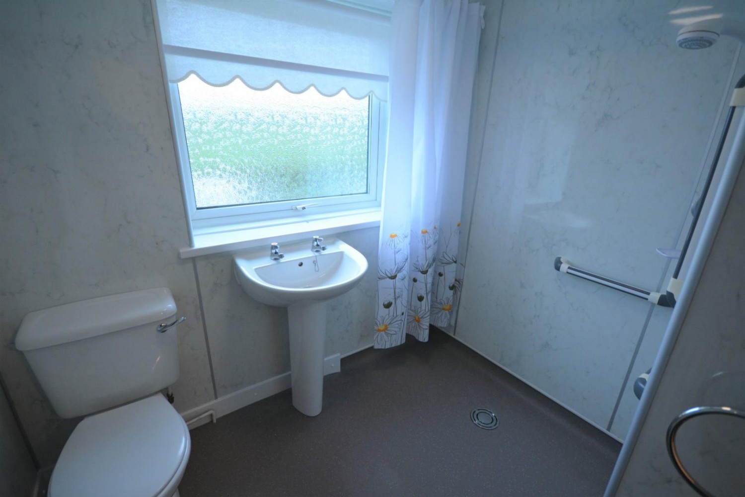 Busty Terrace, Shildon, DL4 1BG