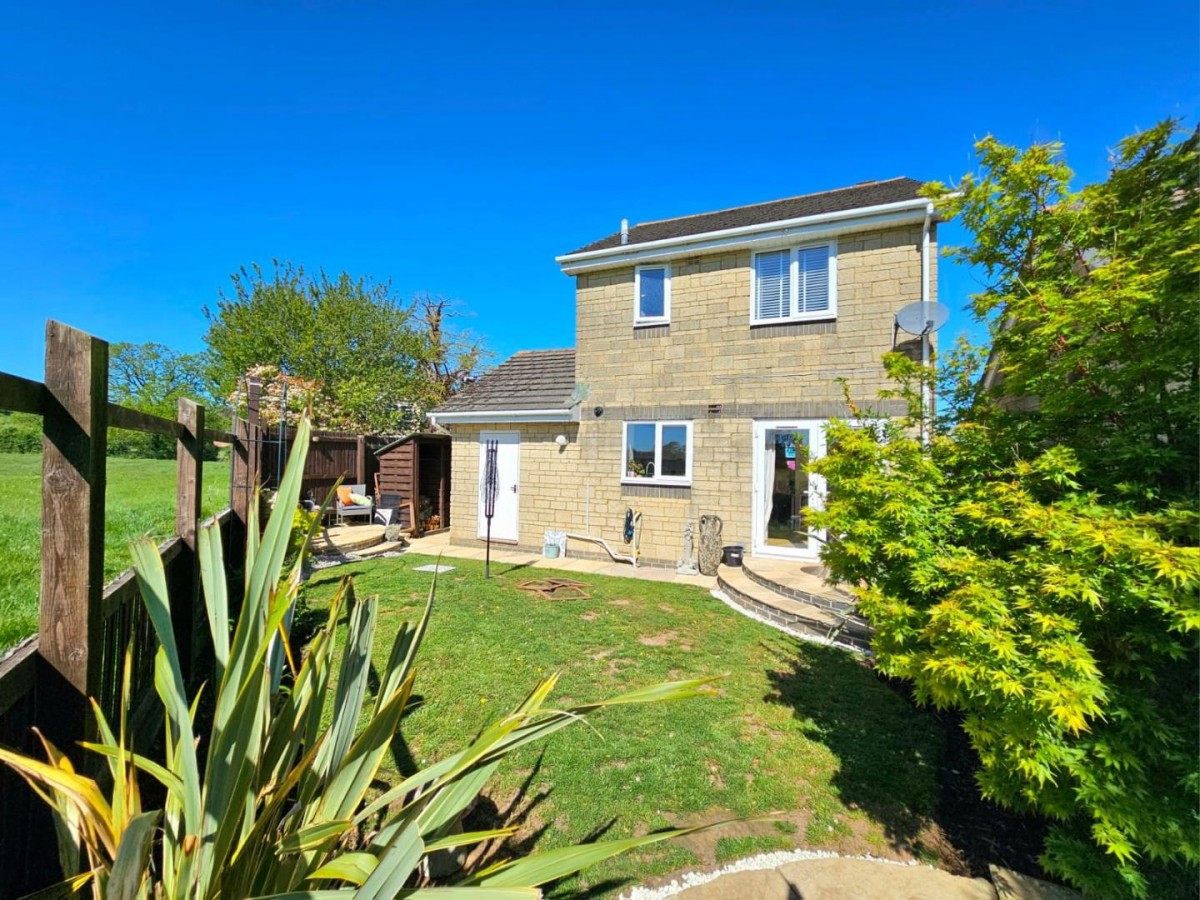 Woodlands Road, Charfield