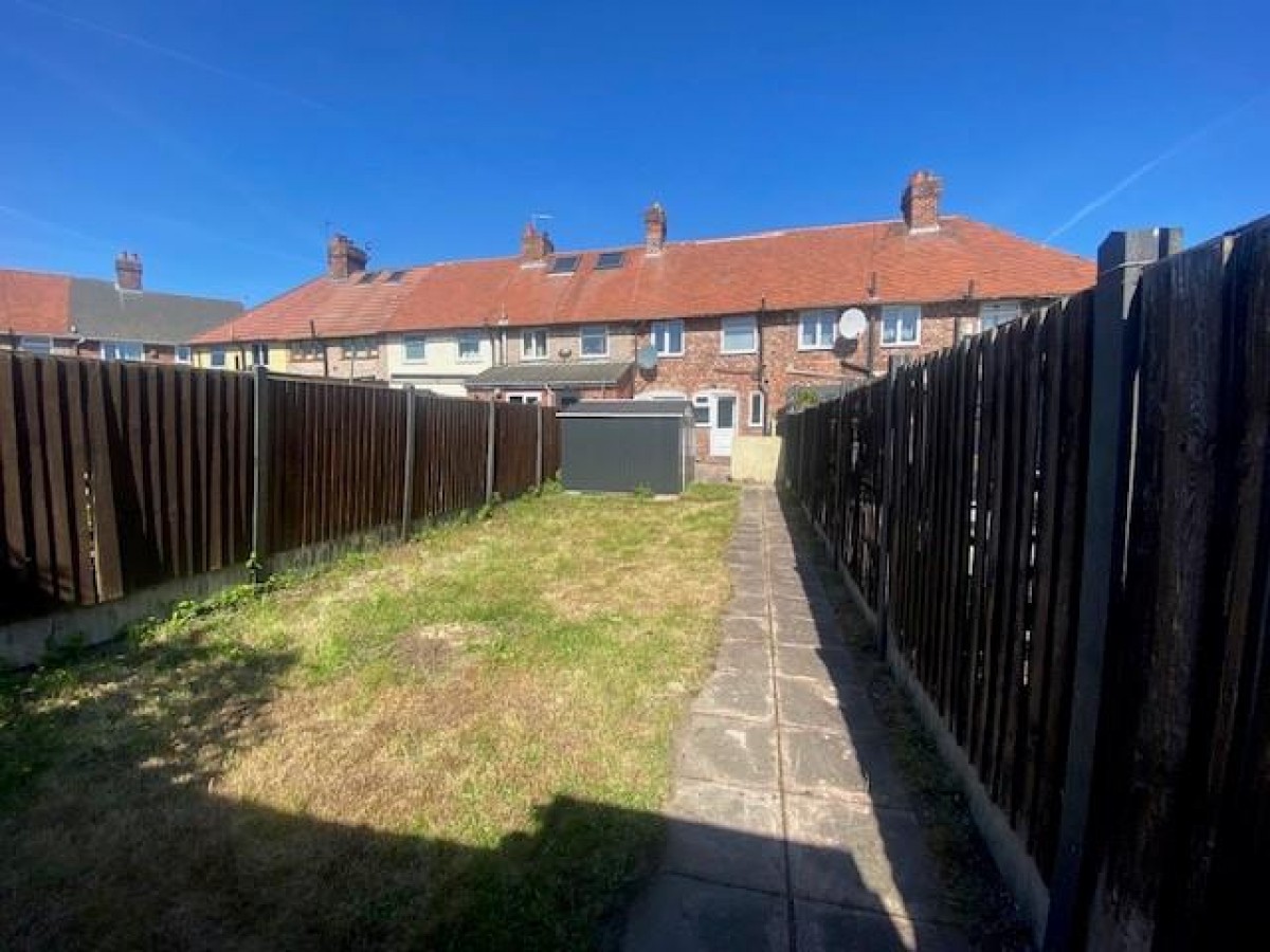 Compton Place, Ellesmere Port, Cheshire, CH65 8BG