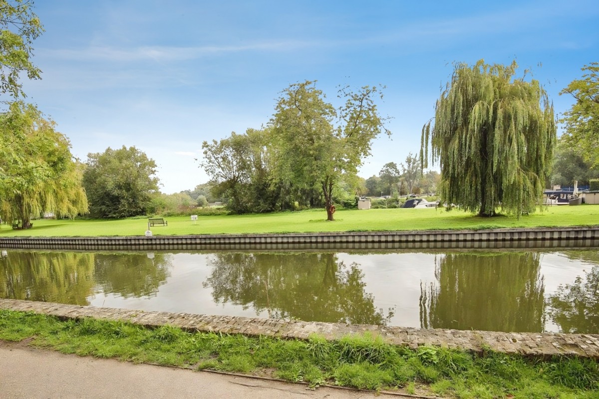 River Meads, St Margarets