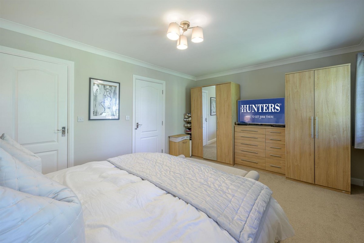 Hollyhurst Drive, Wordsley, DY8 5QQ