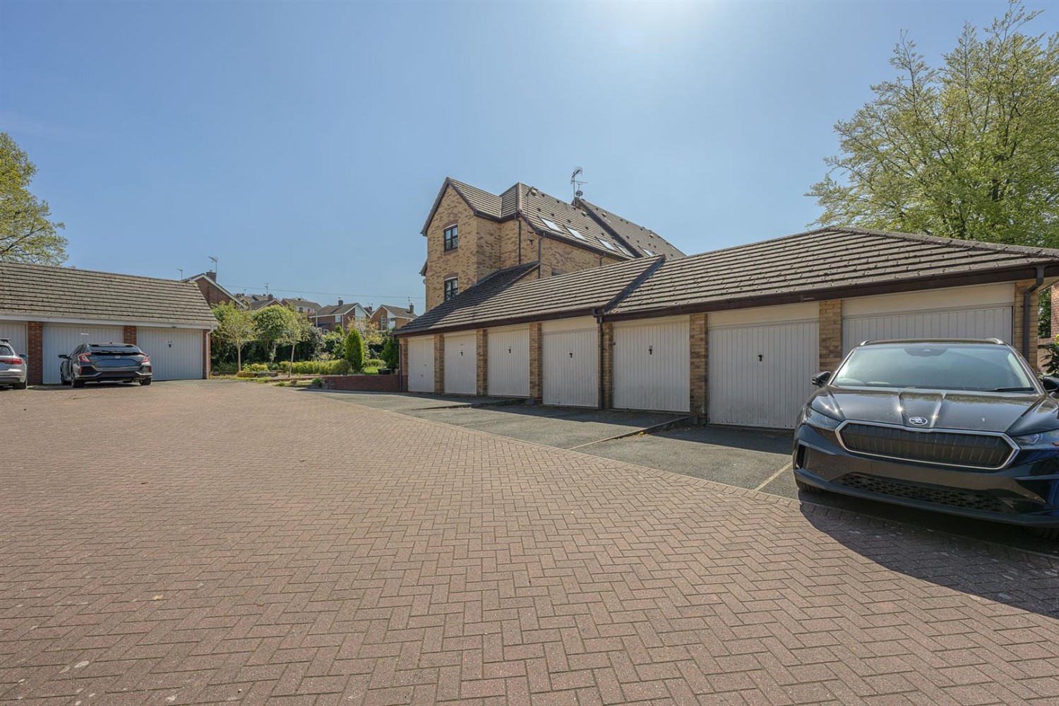 Hollyhurst Drive, Wordsley, DY8 5QQ