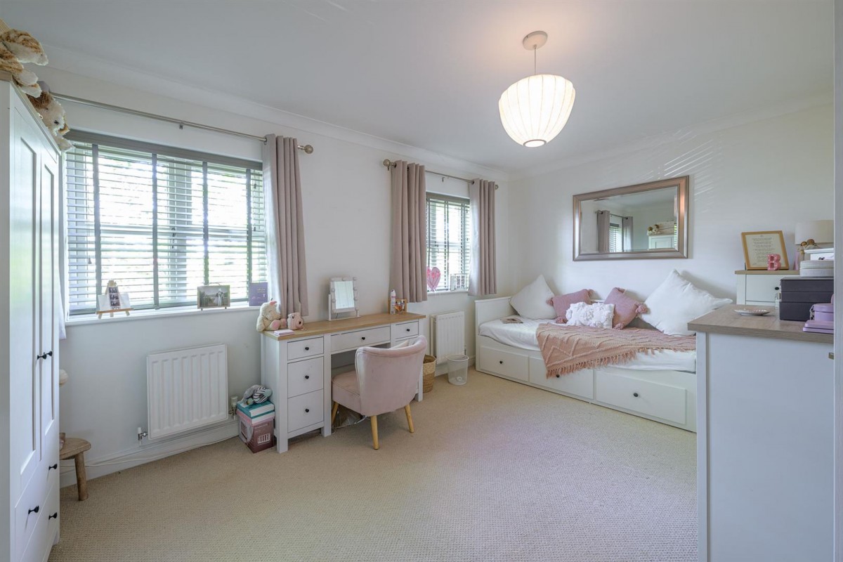 Hollyhurst Drive, Wordsley, DY8 5QQ