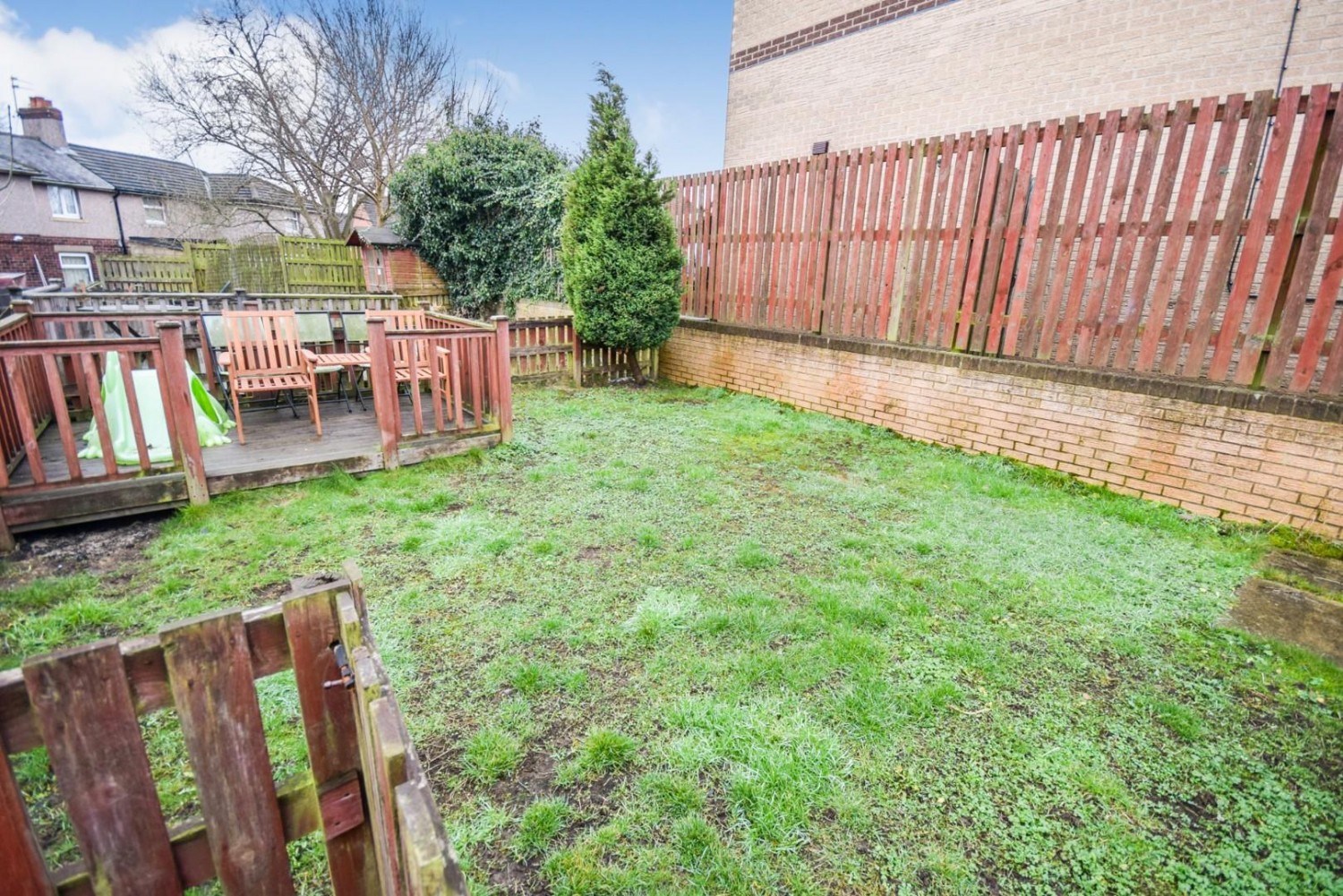 Burnham Avenue, Bradford, BD4 6JH
