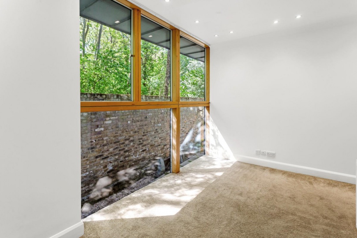 Collison Place, Manor Road, London, N16