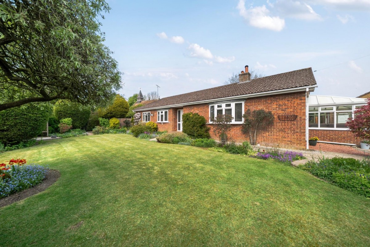 Mareham Road, High Hameringham, Horncastle, LN9 6PE