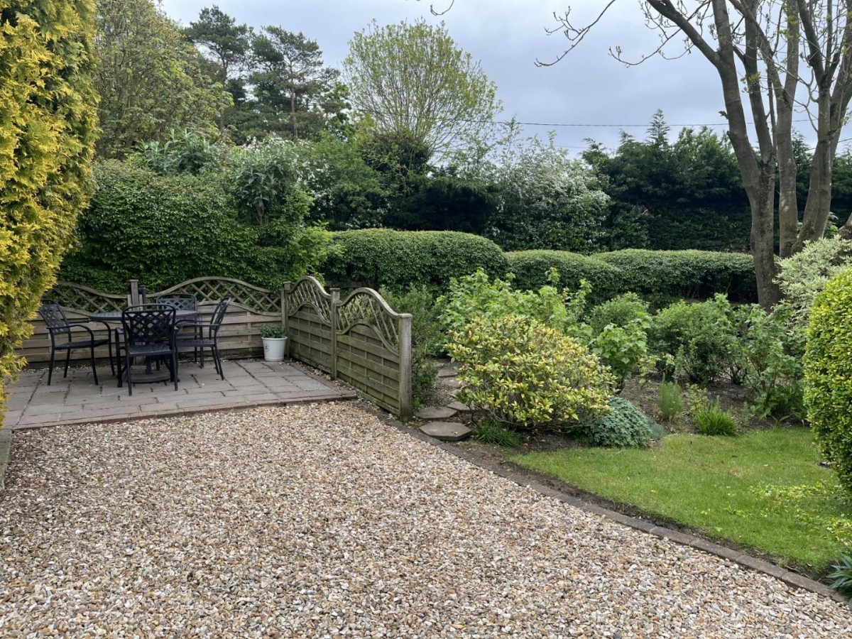 Mareham Road, High Hameringham, Horncastle, LN9 6PE