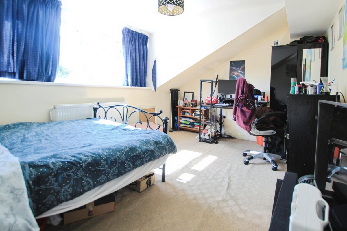 Moor Terrace Bradford, BD2 4SG
