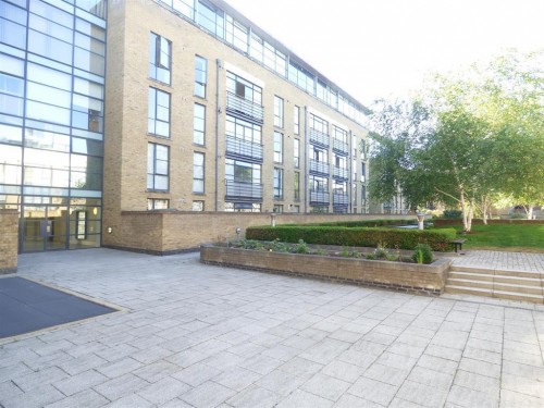 Town Meadow, Brentford, TW8 0BQ